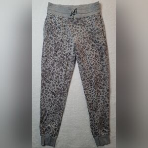 Athleta Printed Balance Jogger Heather Grey Sz XS Sweatpant Floral Print Pockets